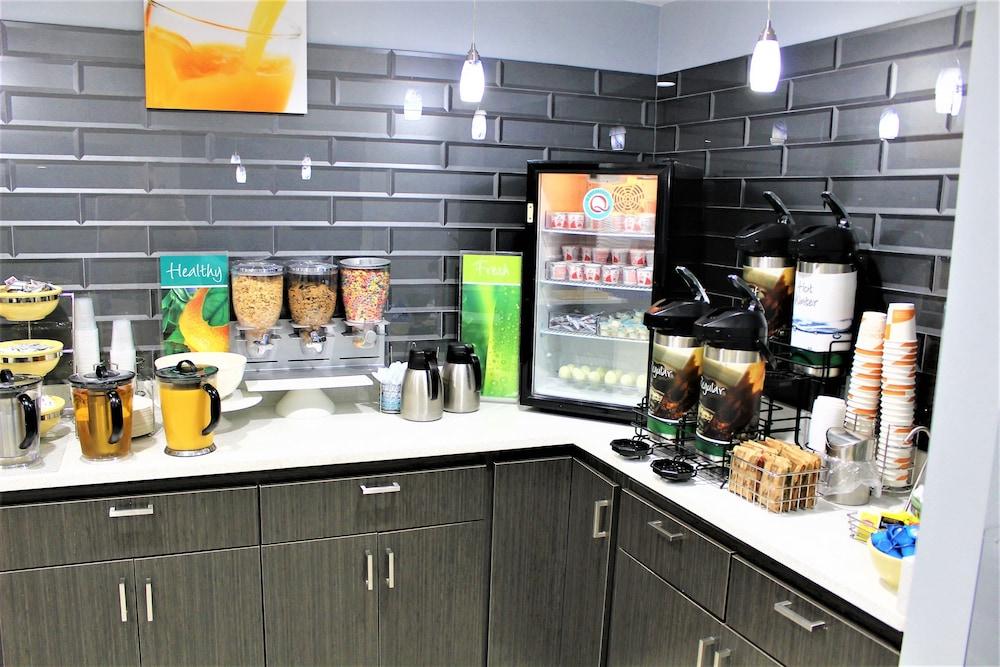 Quality Inn Форт-Стоктон Экстерьер фото