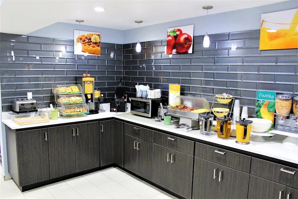 Quality Inn Форт-Стоктон Экстерьер фото