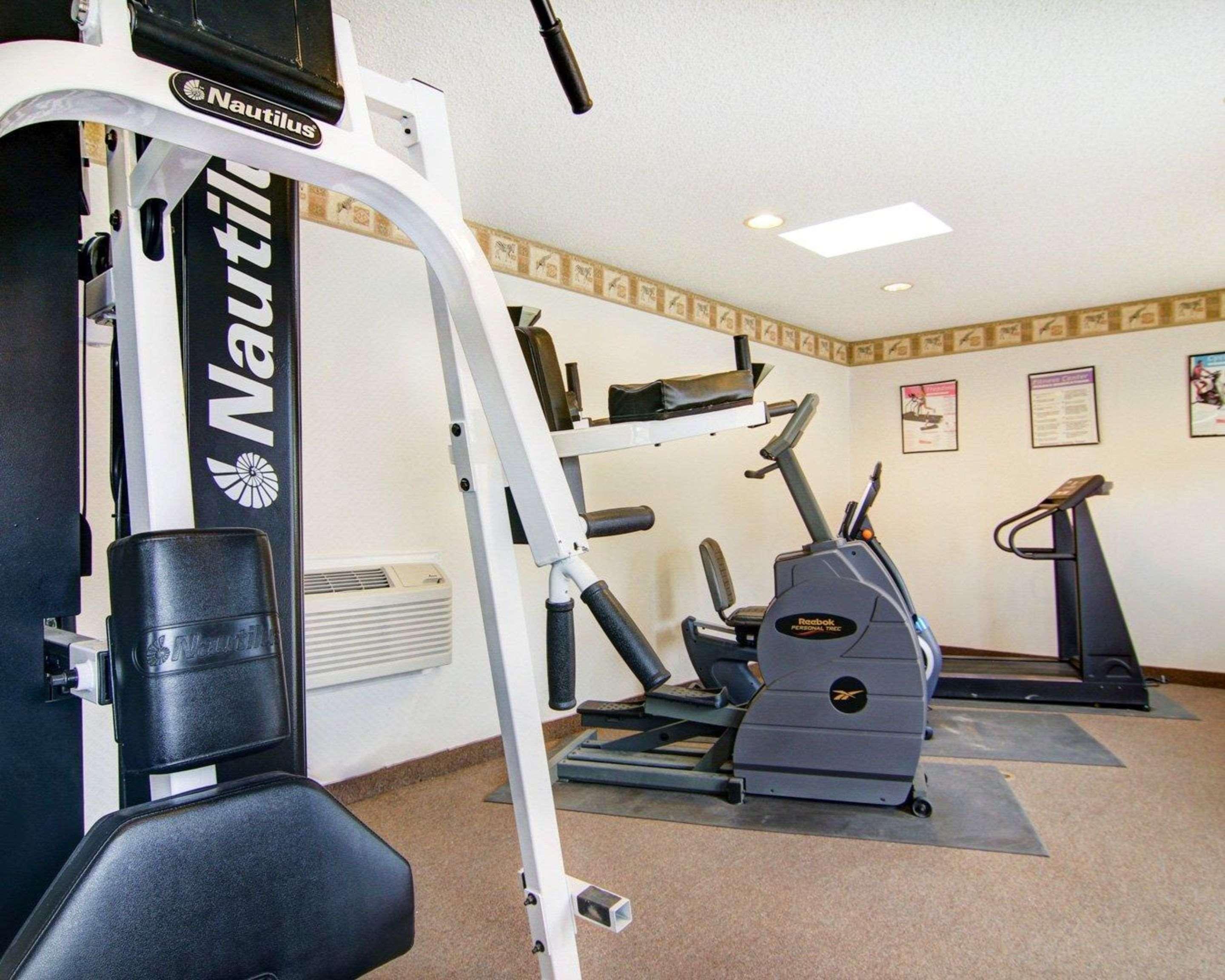 Quality Inn Форт-Стоктон Экстерьер фото