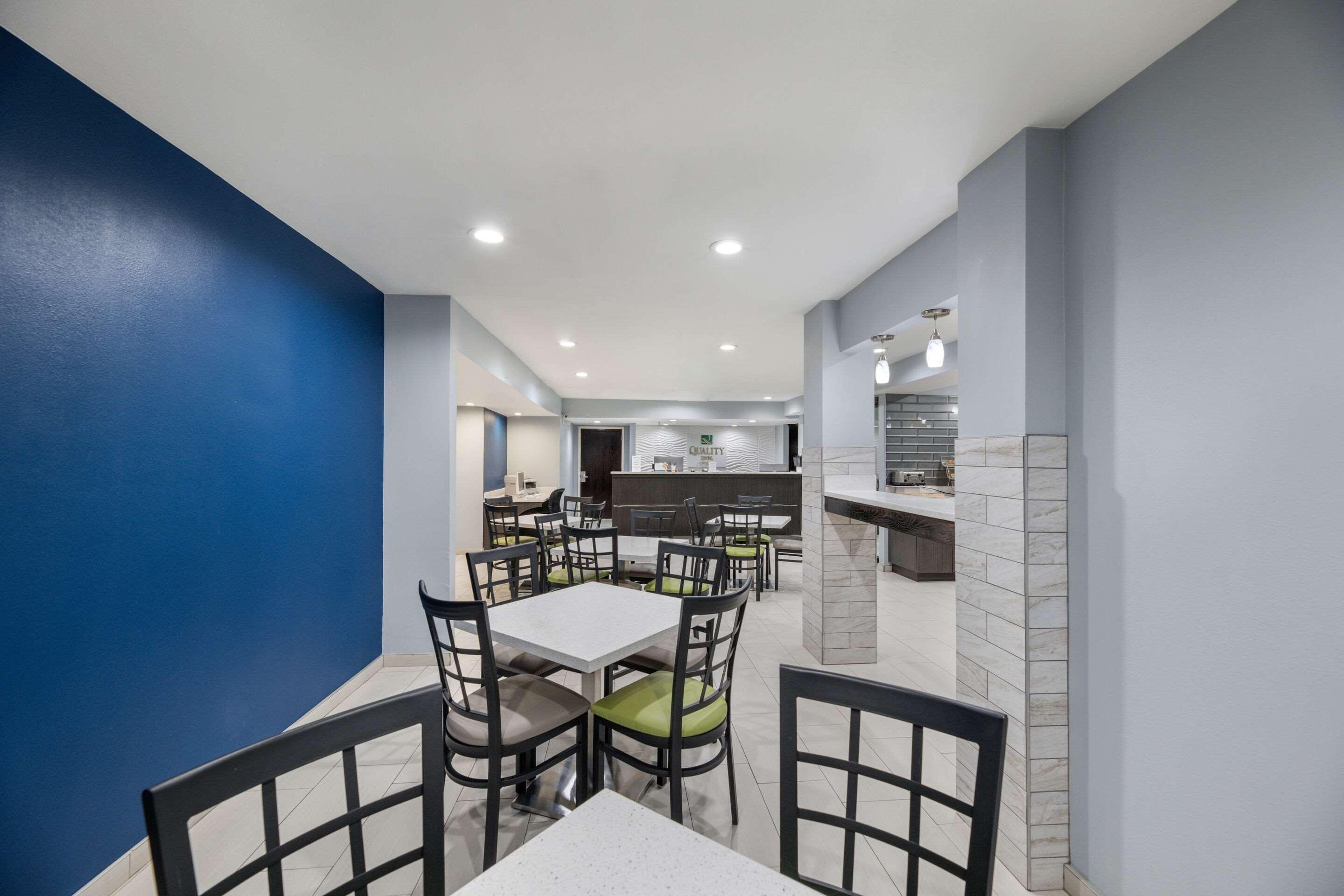 Quality Inn Форт-Стоктон Экстерьер фото