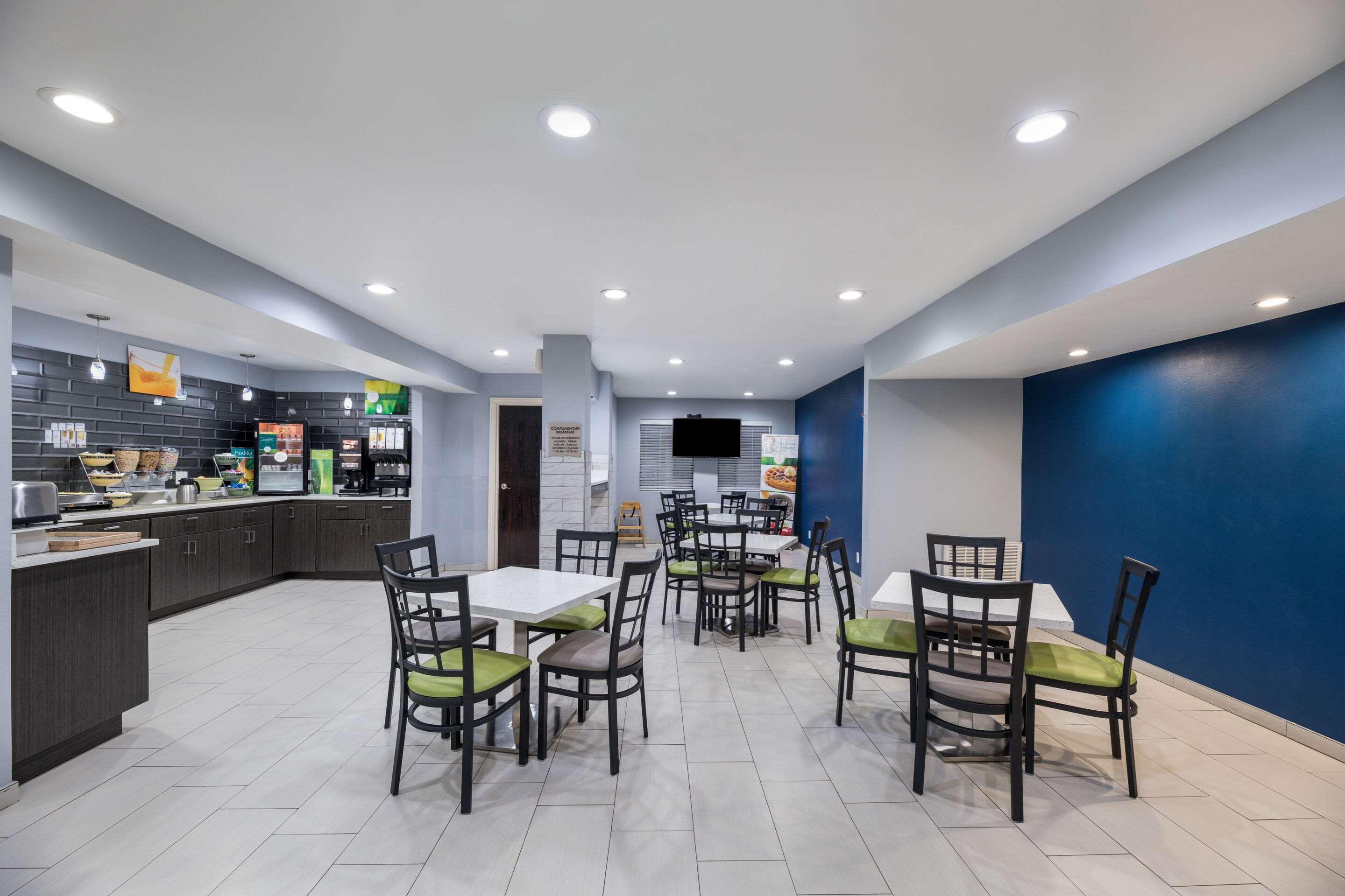 Quality Inn Форт-Стоктон Экстерьер фото