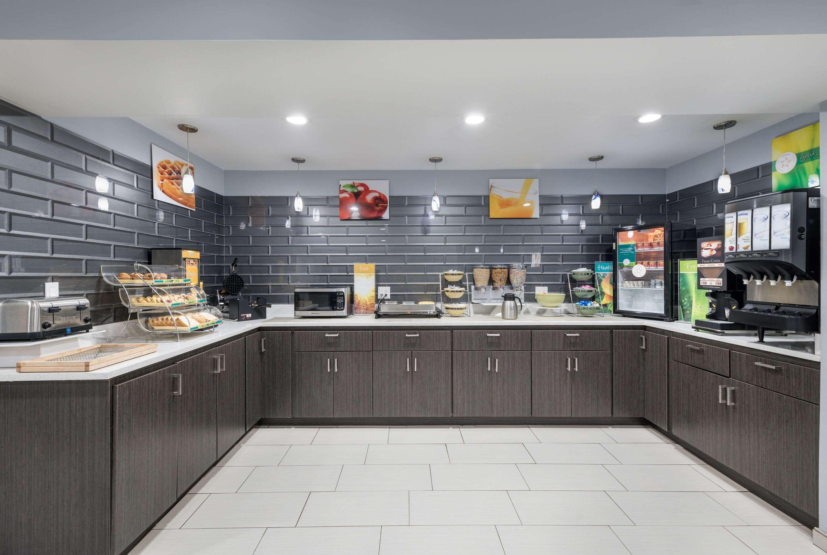 Quality Inn Форт-Стоктон Экстерьер фото