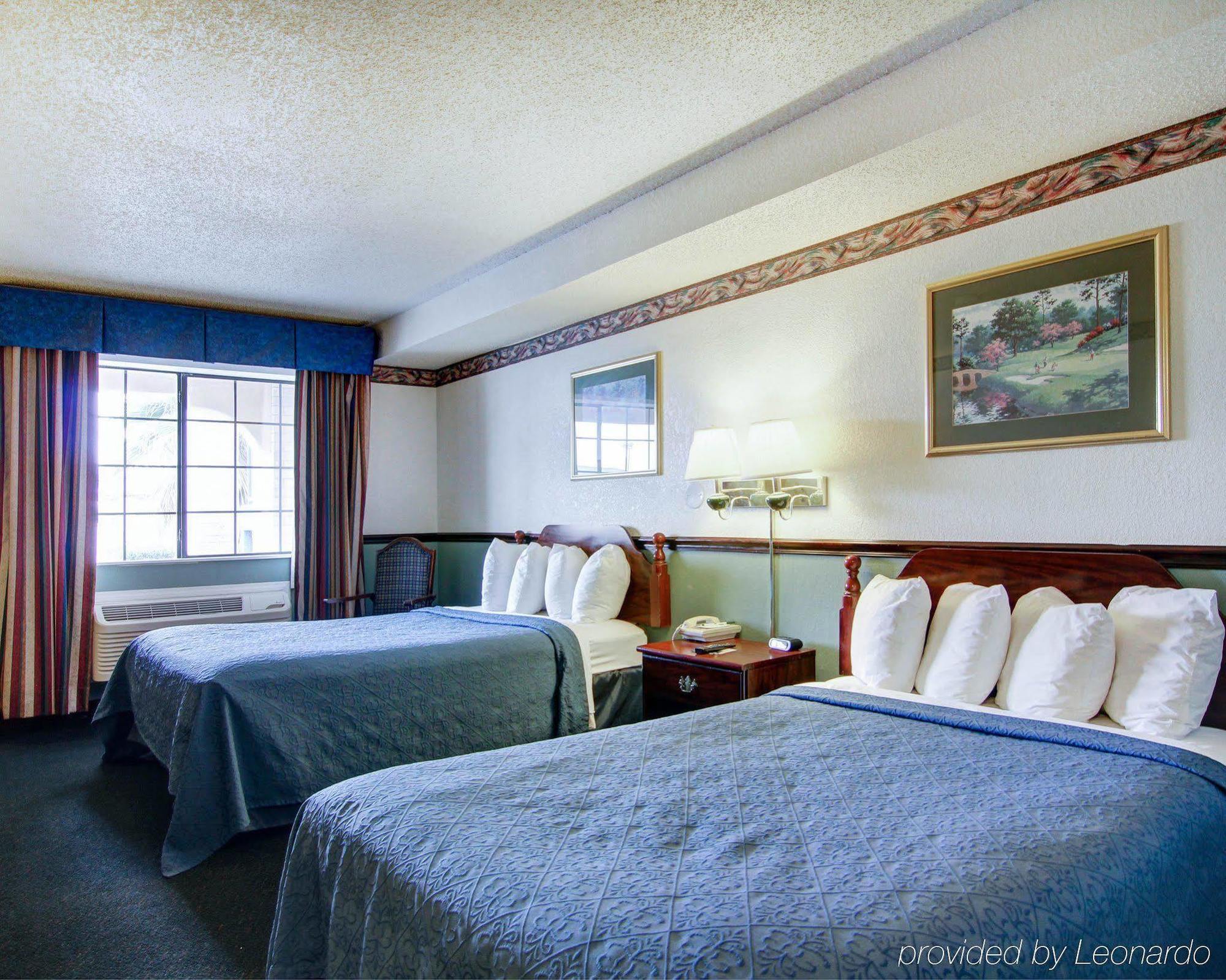 Quality Inn Форт-Стоктон Экстерьер фото
